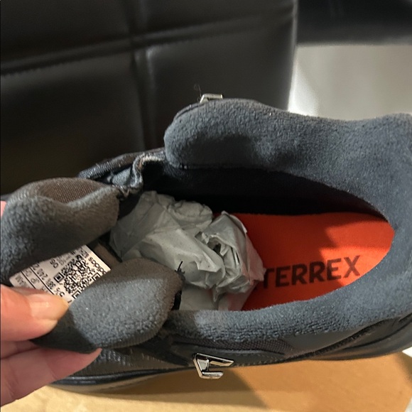 Quechua Men's Black and Gray Athletic Shoes - Picture 8 of 15